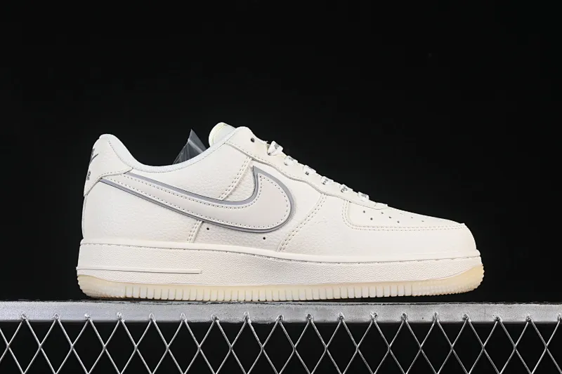 All categories Nk Air Force 1 Air Force series Nk Air Force 1 Low Air Force low-top Nike Air Force 1'07 Low Supreme co-branded beige crystal bottom Air Force 1 low-top casual sneakers XX3168-193